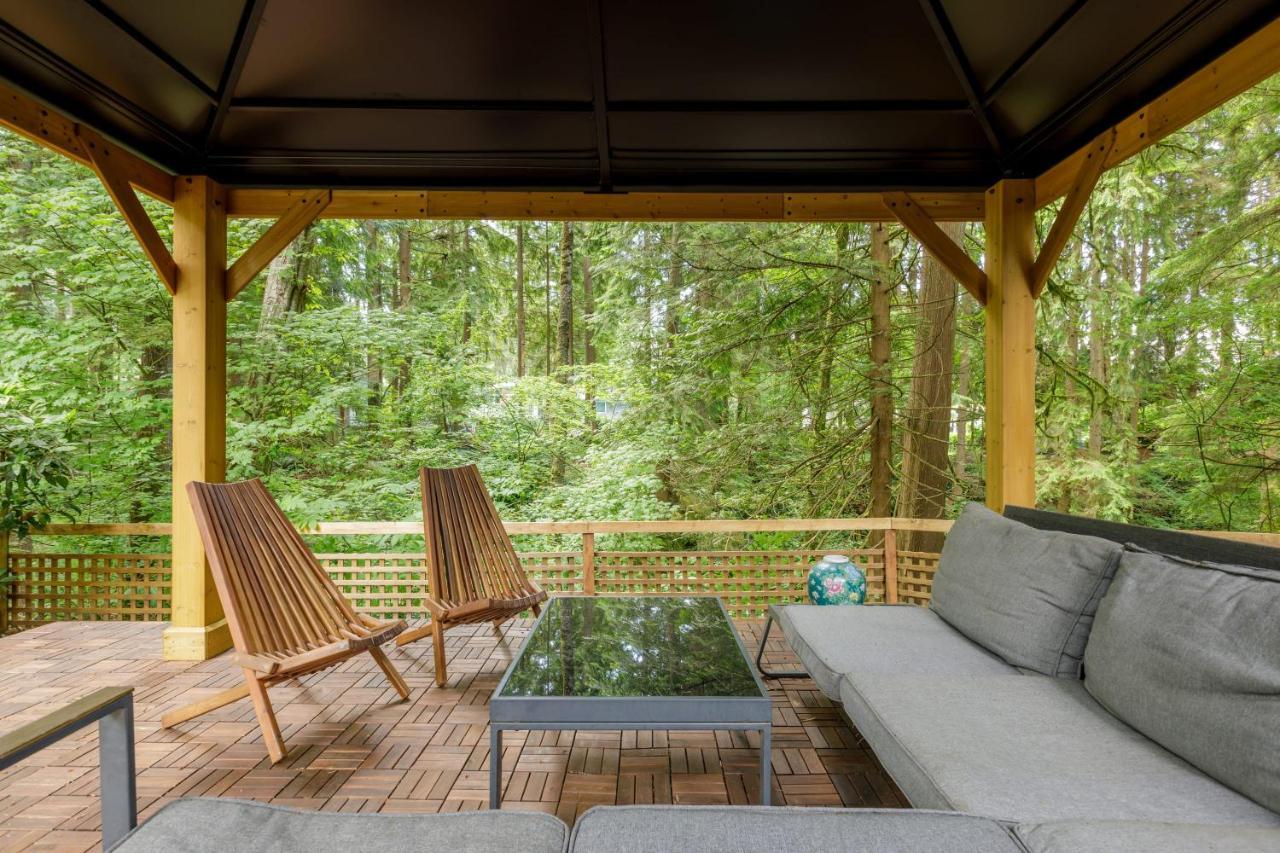 Beautiful Villa With Heated Pool Hot Tub By Forest North Vancouver Exteriör bild